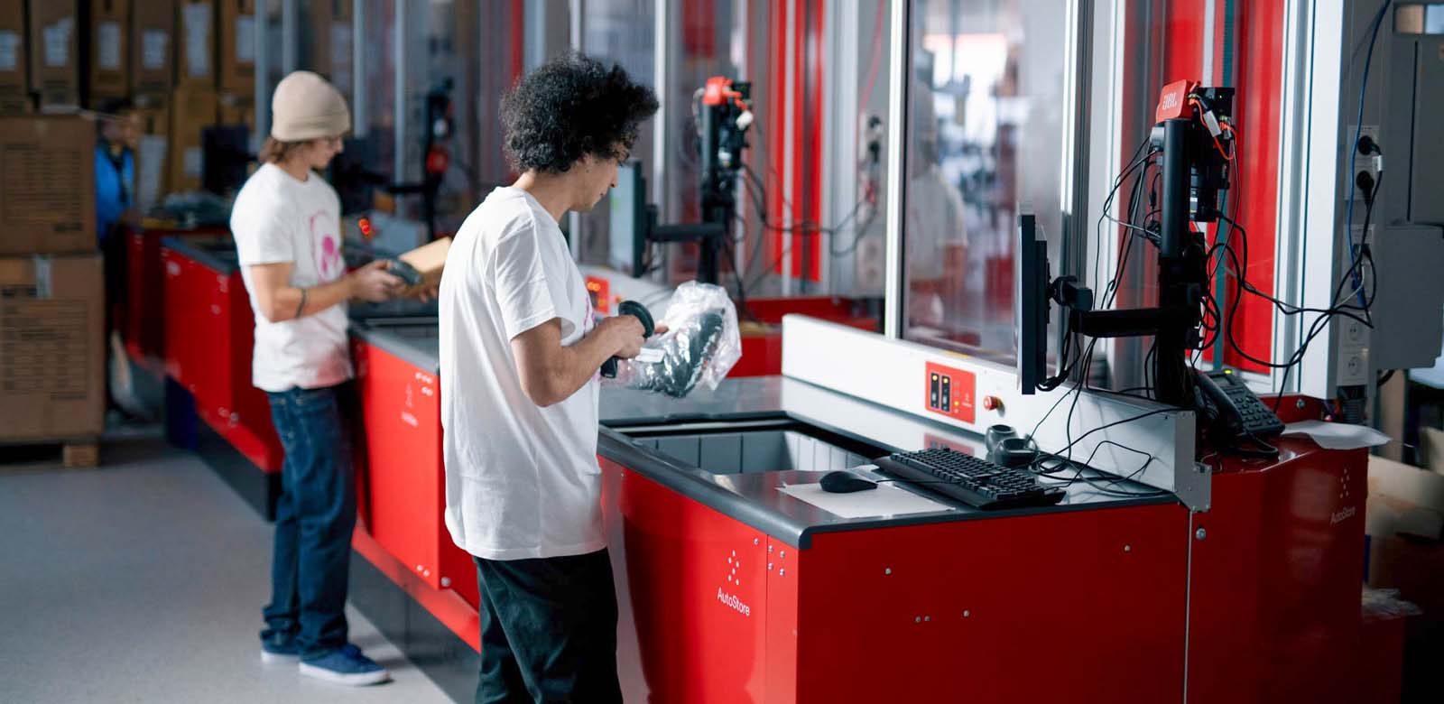 Order Picking and Packing